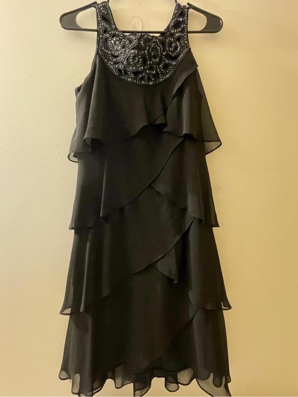 SLNY Size 14 Black Beaded Ruffle Layered Dress Party Cocktail